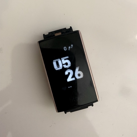 Screen Wake No Display On Fitbit Charge Stuck Fitbit Charge Screen